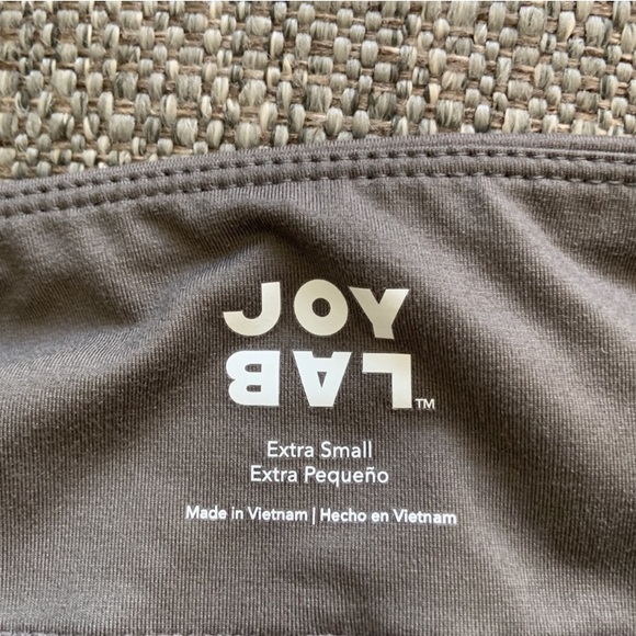 Joylab Grey Capri Cutout Ballet Leggings - Picture 12 of 13